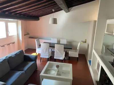 Area soggiorno di Elena's home