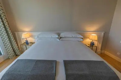 Letto o letti in una camera di Arco Apartment via Dell'Oriuolo 1 managed by Antica Torre di Via Tornabuoni