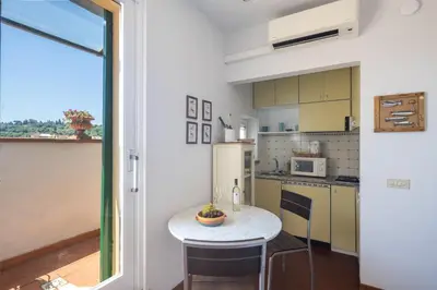 Cucina o angolo cottura di Romantic Terrace Apartment
