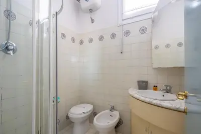 Bagno di Romantic Terrace Apartment