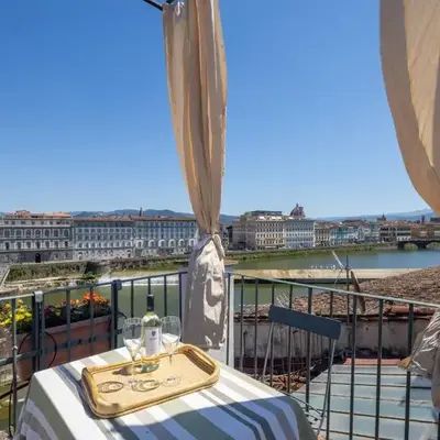 Romantic Terrace Apartment