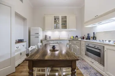 Cucina o angolo cottura di Luxury Nest in Historic Florence