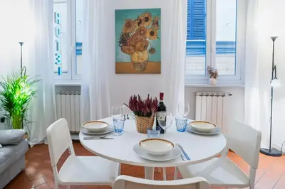 Area soggiorno di Faenza Home