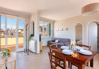 Area soggiorno di sal- Penthouse with terrace a stone's throw from Piazza Signoria