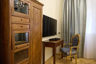 TV o dispositivi per l'intrattenimento presso Residenza Maglioni in San Pierino