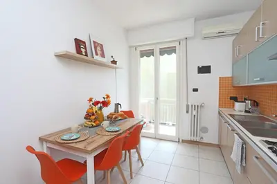 Cucina o angolo cottura di Sunshine Apartment in Florence