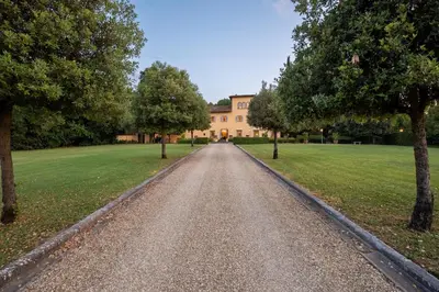 Giardino di Villa Loretino I Ultimate Luxury in Florence