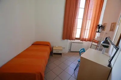 Planimetria di UNYCA - Florence cozy 3 bedroom Apartment 1