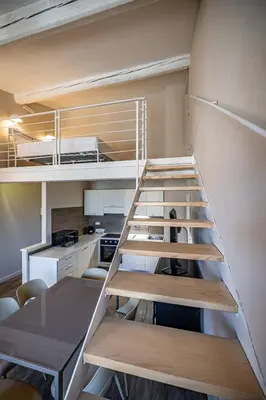 Cucina o angolo cottura di YD charming two-level apartment in central Florence