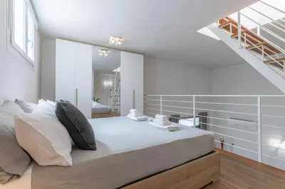 Letto o letti in una camera di Valentini Luxury Loft-18 by train to Florence-PARKING FREE