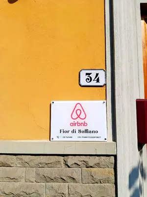Certificato, attestato, insegna o altro documento esposto da Camera da letto Wilma