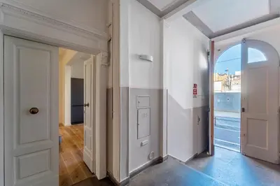 Planimetria di UNYCA - Elegant 3-bedroom Apartment in Florence