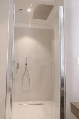 Bagno di Central Market 3-bedroom Design Apartment