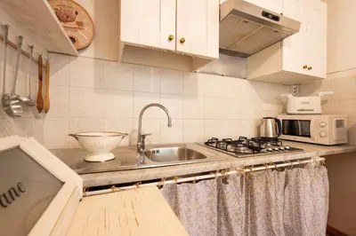 Cucina o angolo cottura di Keys of Italy -Vigna 1Anastasia-Florence 1Bedr Apt