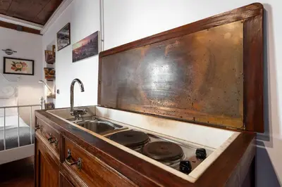 Cucina o angolo cottura di Keys of Italy-CorsoS-9-Studio by Palazzo Vecchio