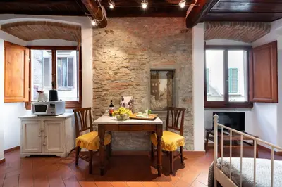 Cucina o angolo cottura di Keys of Italy-CorsoS-9-Studio by Palazzo Vecchio