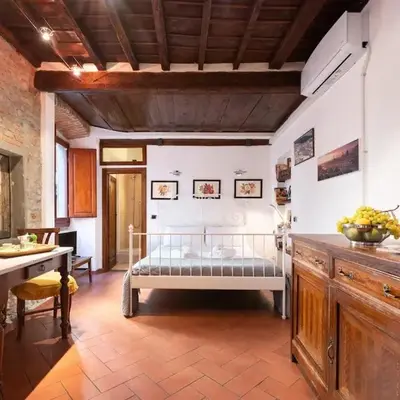 Keys of Italy-CorsoS-9-Studio by Palazzo Vecchio