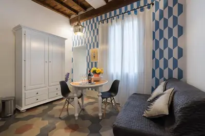 Area soggiorno di Keys of Italy -F5 Santa Croce one bedroom flat