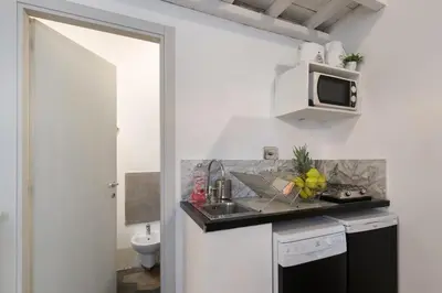 Cucina o angolo cottura di Keys of Italy -F5 Santa Croce one bedroom flat