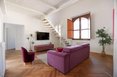 TV o dispositivi per l'intrattenimento presso Prestige Florence -Balcony -Lift