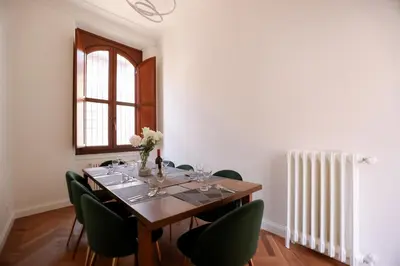 Planimetria di Prestige Florence -Balcony -Lift
