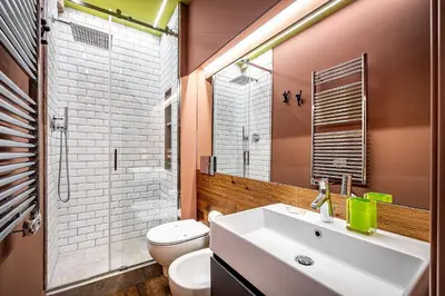 Bagno di Pop Tower Florence
