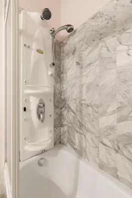 Bagno di Keys of Italy -F6 Santa Croce one bedroom flat