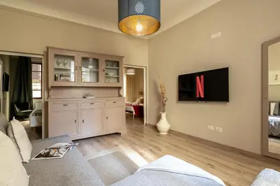 TV o dispositivi per l'intrattenimento presso Augustus Florence Borgo Pinti 3 min Duomo