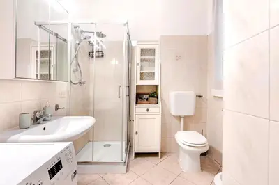 Bagno di Heart of Florence Apartment