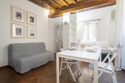 Area soggiorno di The Florence City Loft