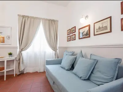 Area soggiorno di Little Corner in Santa Croce