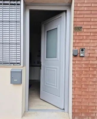 Planimetria di 15min to Downtown, Welcoming Apt near tram T1