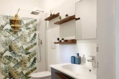 Bagno di 15min to Downtown, Welcoming Apt near tram T1