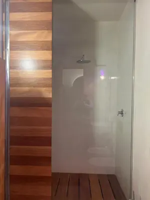 Bagno di Basement Art Bedroom