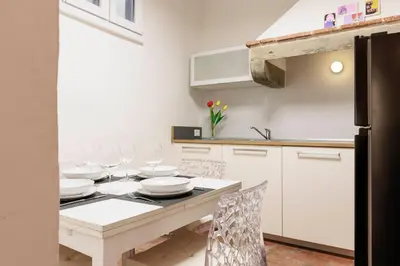 Cucina o angolo cottura di Cozy House in Pepi Street