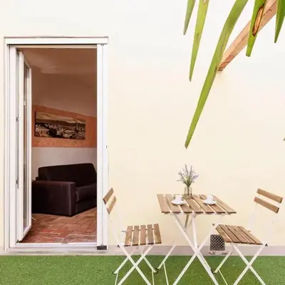Cozy House in Pepi Street