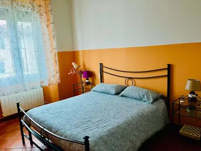 Letto o letti in una camera di Charming Florence Apartment in Historic Building No Elevator