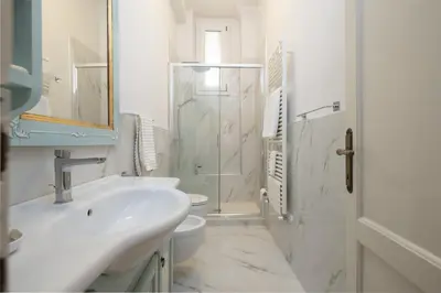 Bagno di Florence Cozy Apartment