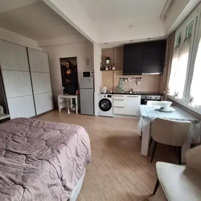 Le Petit Maison
