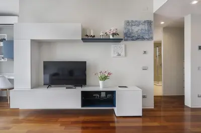 TV o dispositivi per l'intrattenimento presso Modern Penthouse with Terrace and Parking