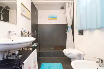 Bagno di Cozy apartment in Oltrarno area