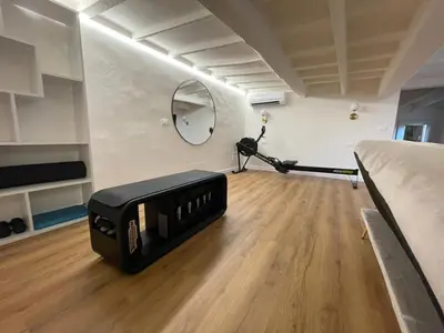 Palestra o centro fitness di Charming & Spacious Florence Apartment
