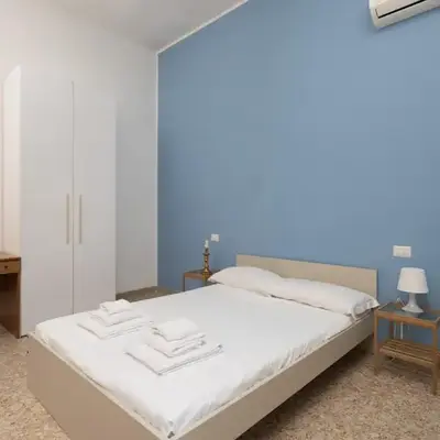 Spacious Oltrarno Apartment with Private Garden