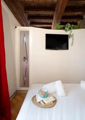 Letto o letti in una camera di Keys of Italy - Rustici 3 - Charming 1BR Loft