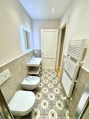 Bagno di Rondinelli al Duomo con ascensore