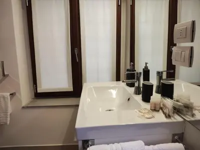 Bagno di Palazzo Foresi by Strozzi 120m Luxury Apartment