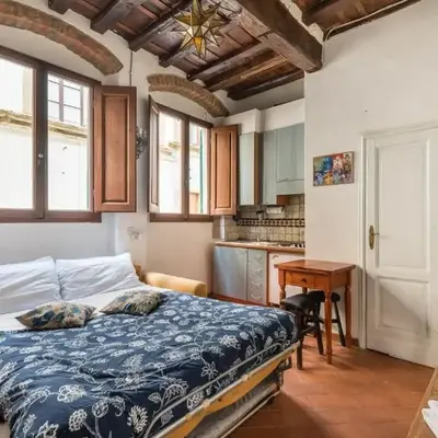 Central and comfortable studio in Florence