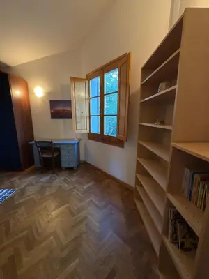 Biblioteca nell'appartamento