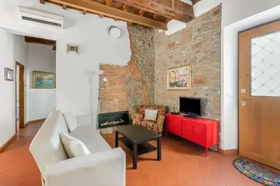 TV o dispositivi per l'intrattenimento presso GuestHost - Florence Nest Steps from Cascine Park