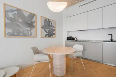 Cucina o angolo cottura di Elegant Apartments Near The Duomo